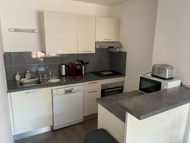 1 Bedroom Apartment