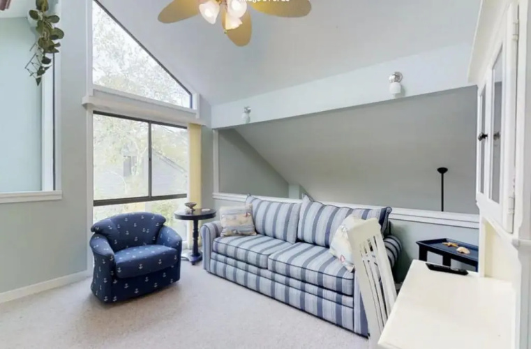 280 Turnberry Village