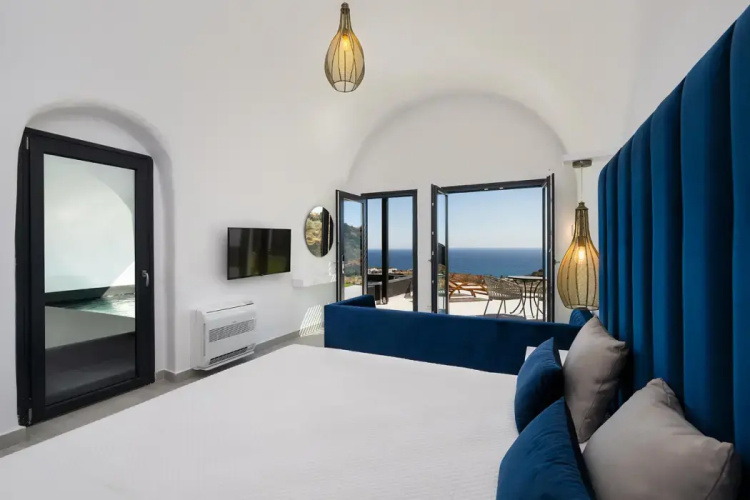 Palm Island Suites