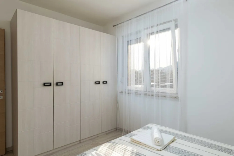 Apartment Why Not