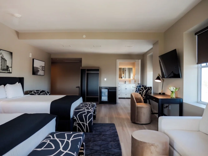 Double Suite