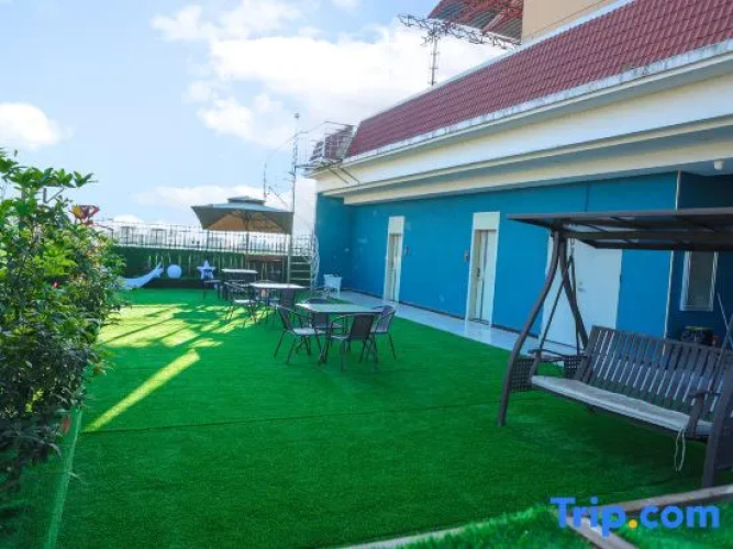 Ruili Manxing Boutique Hotel