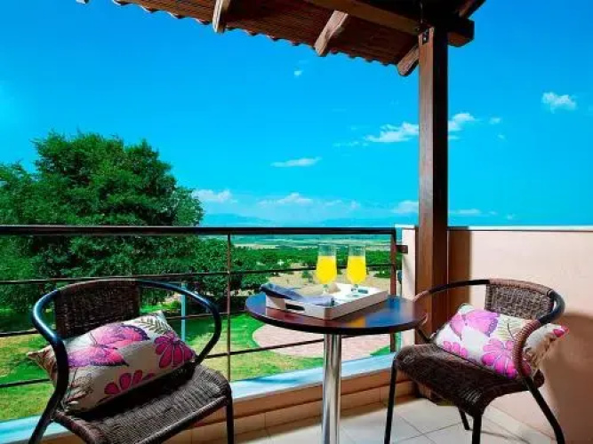 Orfeas Land