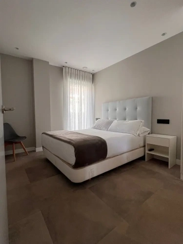 Deluxe Sextuple Apartment