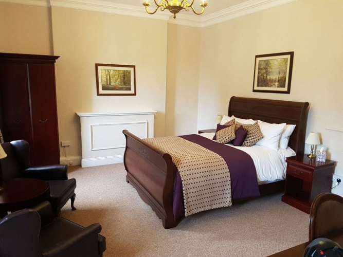 The Greyhound Hotel