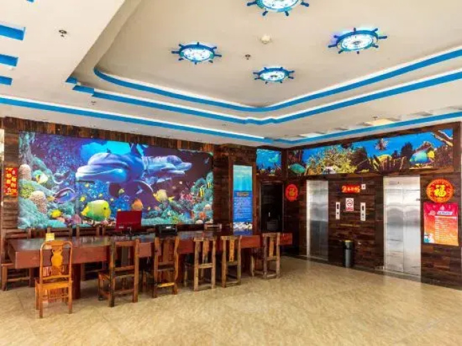 18th Haitian Holiday Theme Hotel