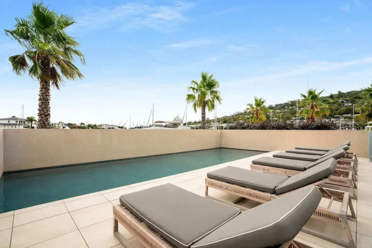 La Perla Marina Penthouse With Private Pool