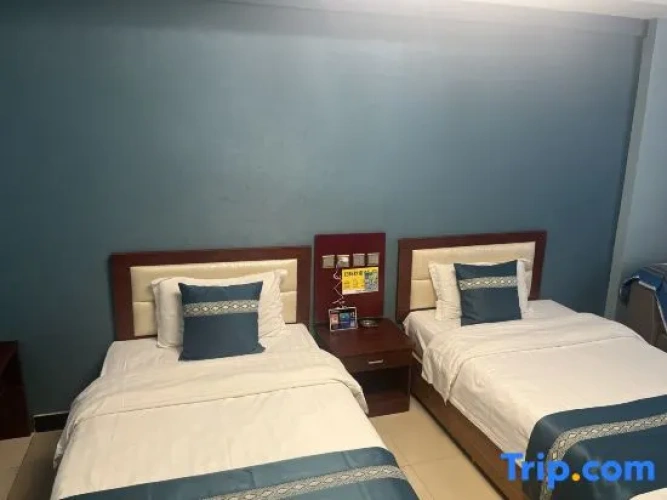 Quadruple Suite
