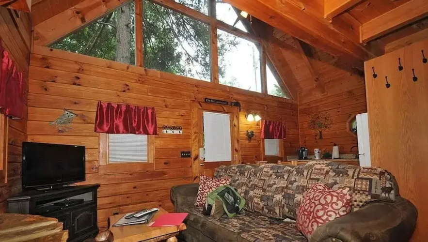 Secluded Sweetheart Escape