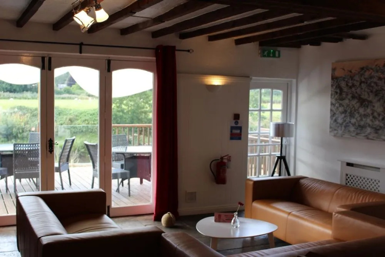 The Chainbridge Inn