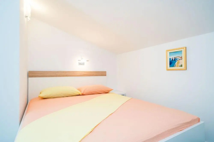 Apartments & Rooms Barisic
