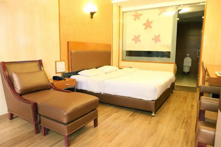 King Garden Hotel