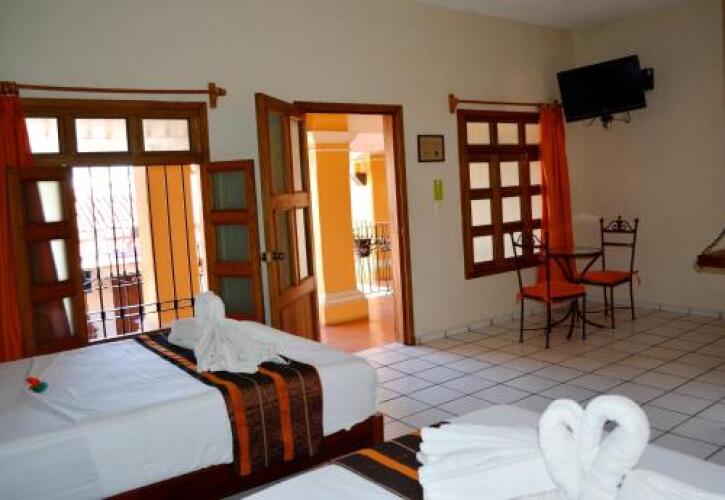 Hotel AldamaOver view