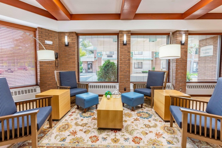 Country Inn & Suites by Radisson, Traverse City, MI photo 14