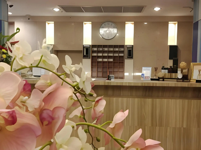 Chaisaeng Palace Hotel