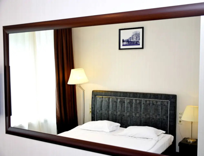 Apollo Hotel