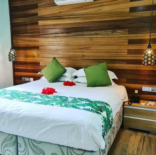 1 Bedroom Bungalow with balcony