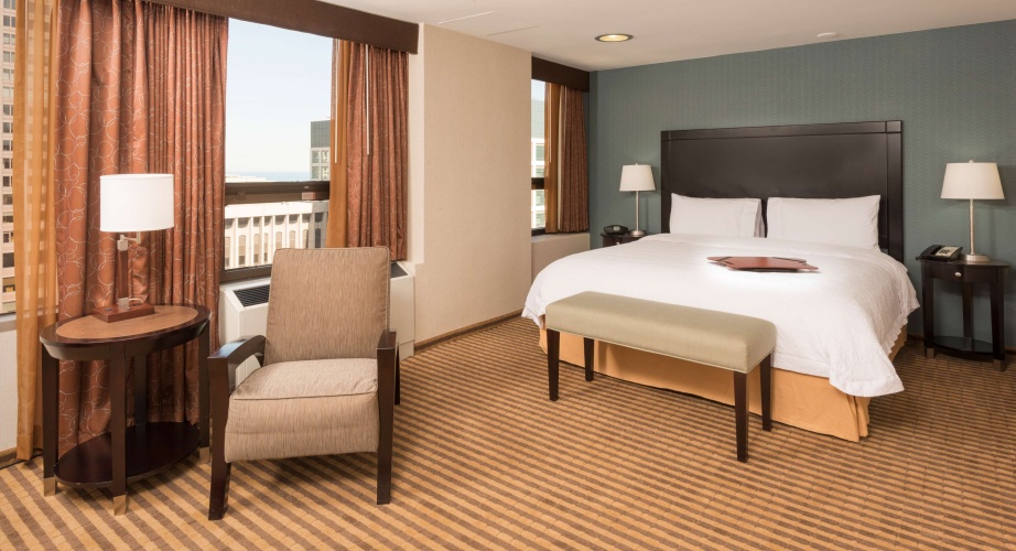 Hampton Inn Chicago Downtown/Magnificent Mile photo 7