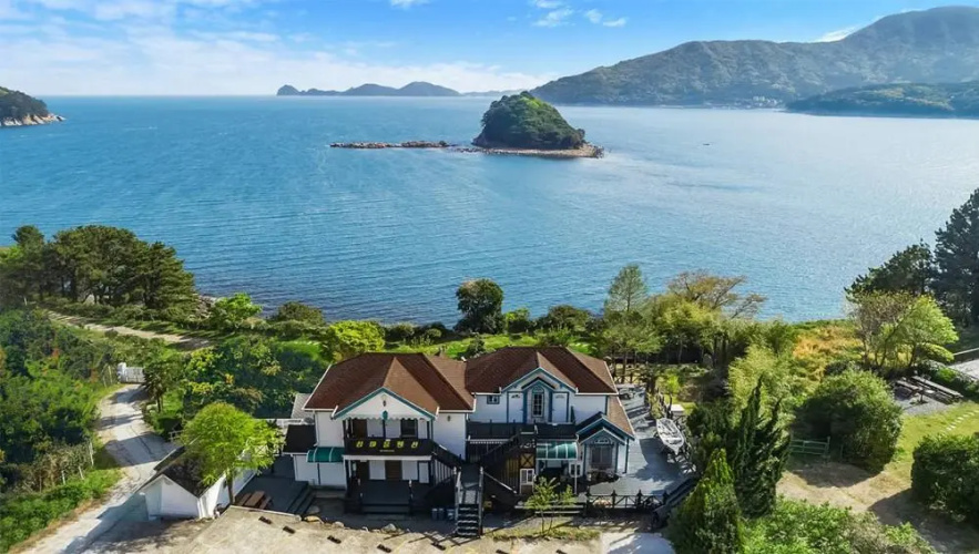 Seommaeul Pension
