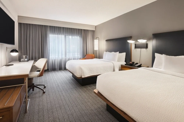 Standard Quadruple room with balcony
