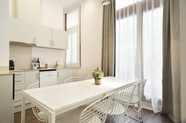 Uma Suites Barceloneta Beach