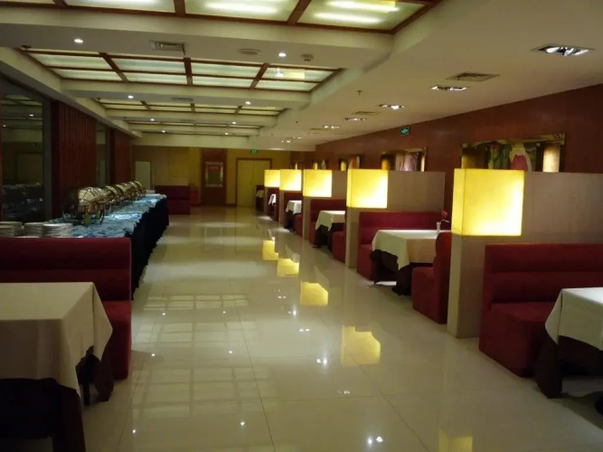 Wuzhan Business Hotel
