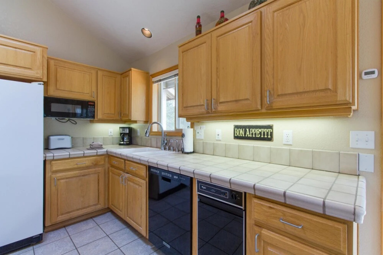 White Elm 30