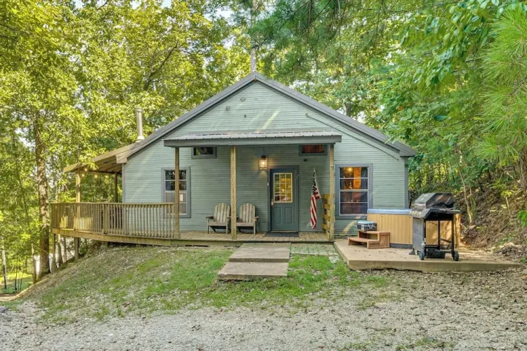2 Bedrooms Cottage