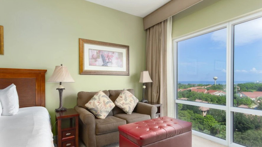 9th-floor Studio W/ Lagoon Pool Studio Bedroom Condo