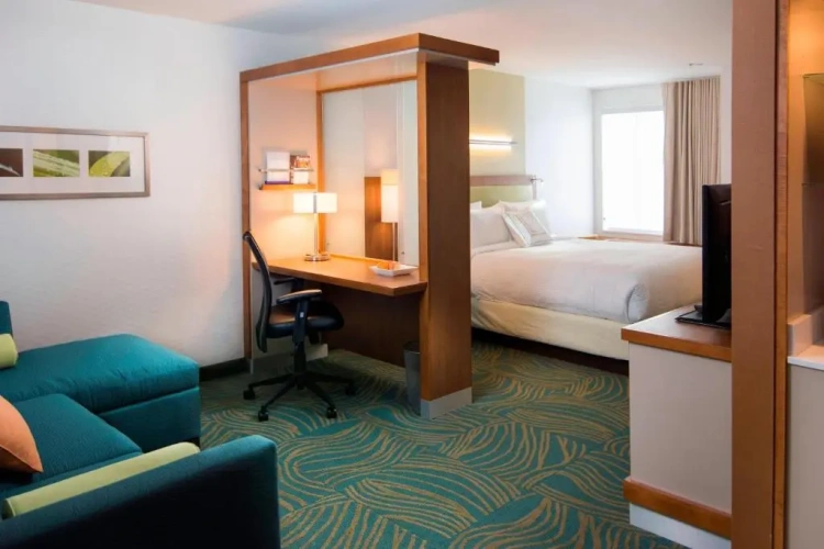 Deluxe Double Suite