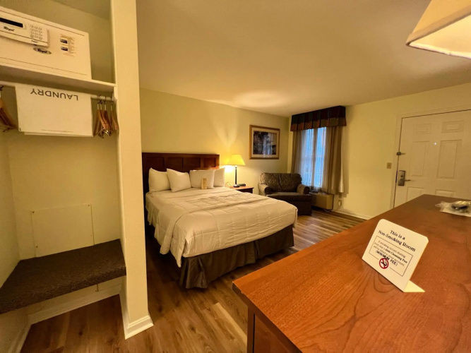 Inn at Cemetery Hill