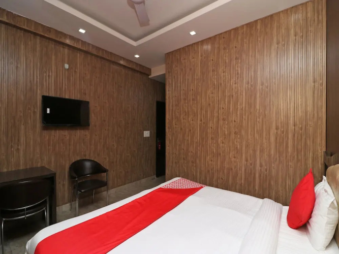 OYO 1125 Hotel City Point