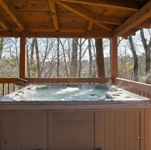 Spectacular Secluded Fire Pit Arcade Jacuzzi
