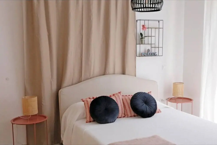 New-olivaholidayhomes - Pastel Studio +pool