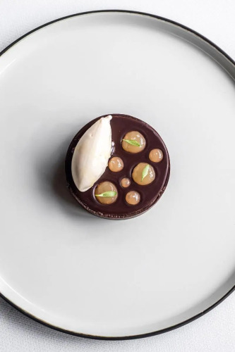 Baumanière Les Baux de Provence Hotel Overview