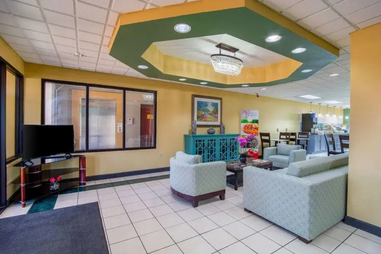 Quality Inn & Suites