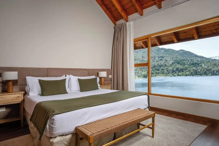 Superior Double room with lake view