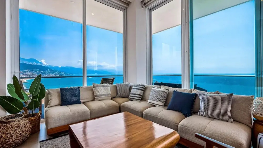 Panoramic Hot Tub Oceanview Penthouse