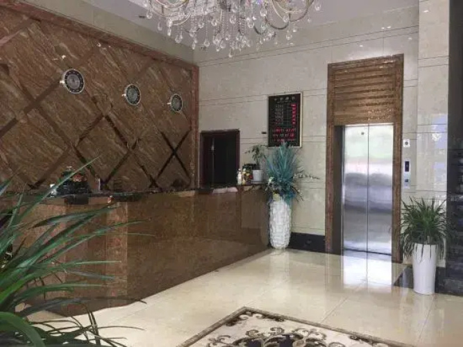 Valley Business Hotel