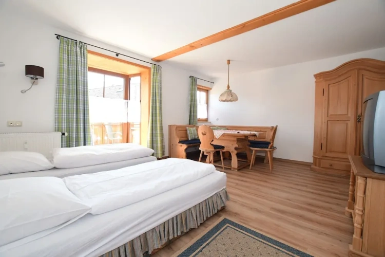 1 Bedroom Apartment with balcony