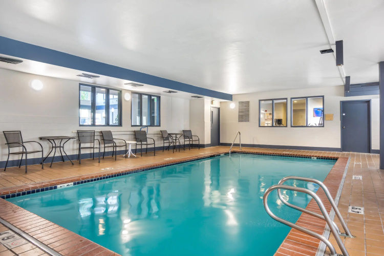 Comfort Inn Federal Way - Seattle photo 15