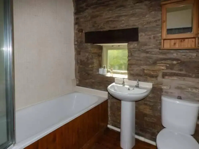 Ploony Cottage