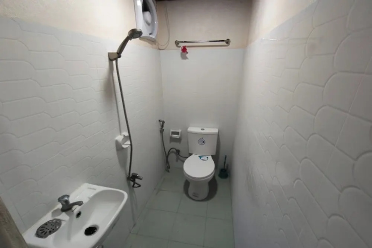 La Ud Lounge and Hostel