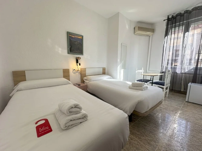 Standard Twin room