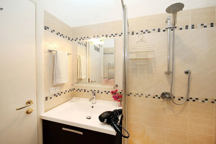 Great Central Apartment