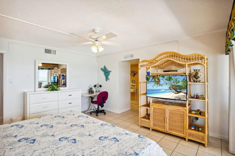 Ocean Sands 1-708