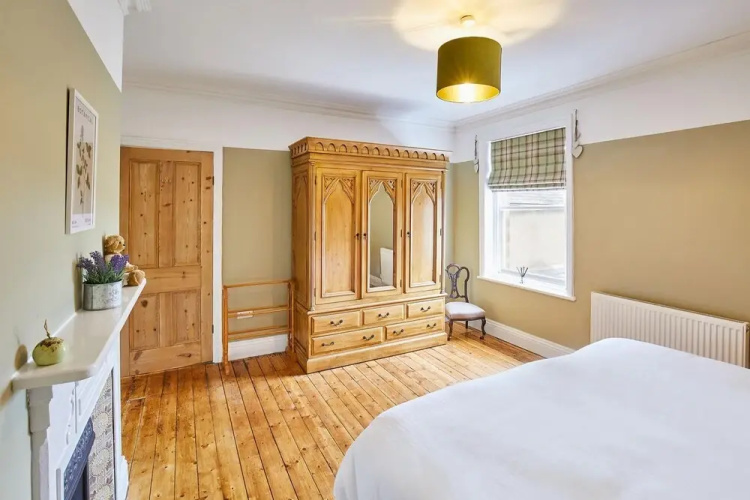 Host Stay Oakwood