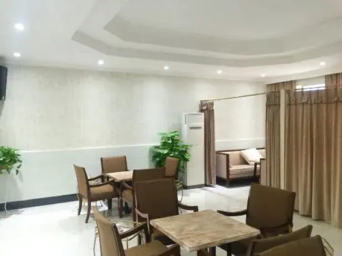 Pingwu Yinxing Hotel