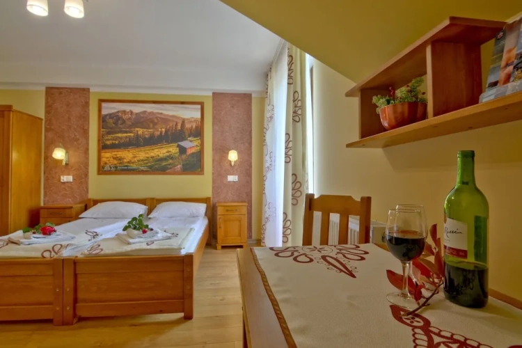 Comfort Double room with balcony and with mountain view
