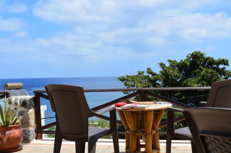 Standard Quadruple room with sea view